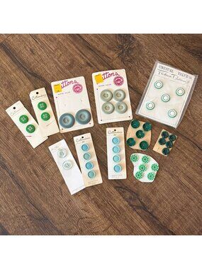 Vintage Button Lot 11 Cards 41 Green & Blue Buttons Costumakers La Chic